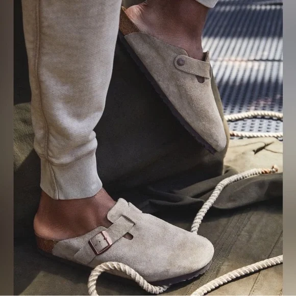 Birkenstock Boston Soft Footbed Clogs
In Taupe - Picture 2 of 15